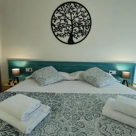 Renthappydays Comme Chez Soi! يوريت دي مار